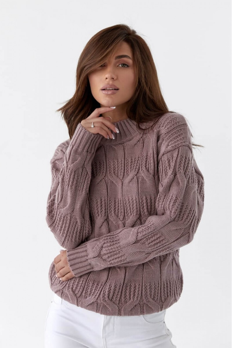 Женский вязаный свитер цвета фрез