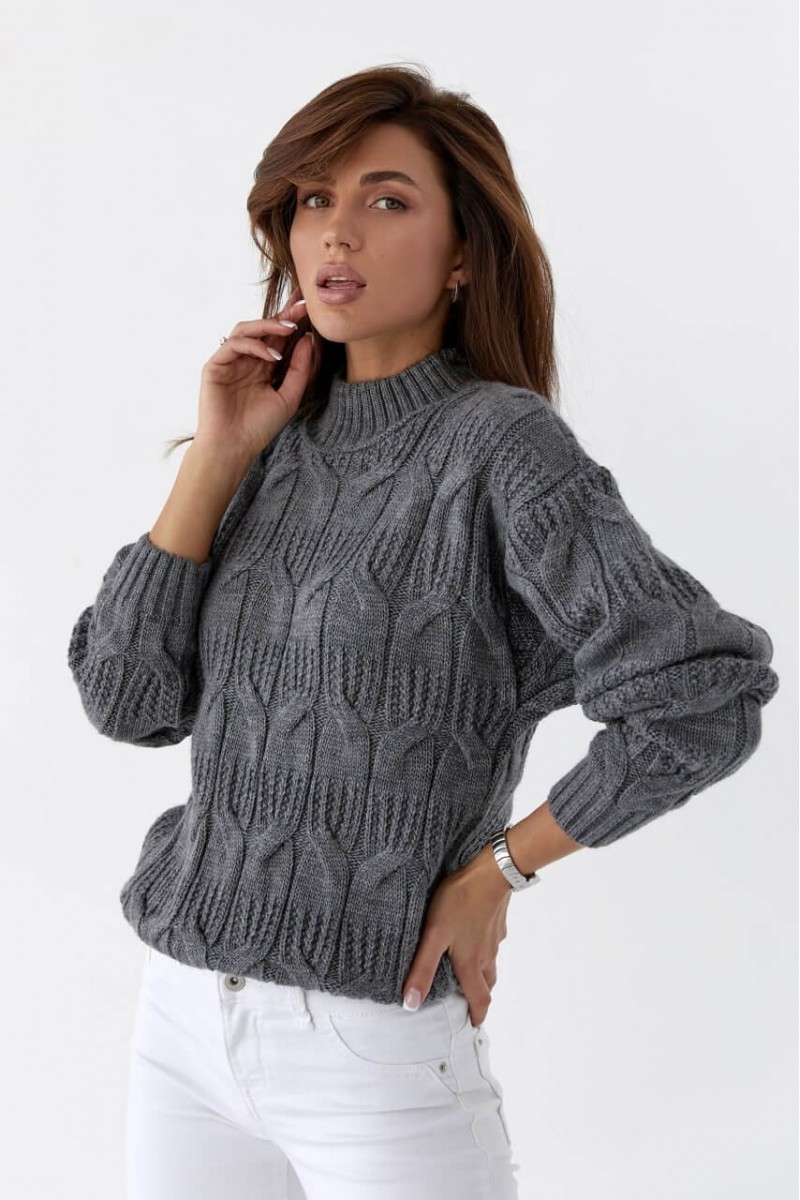 Красивый вязаный свитер женский графит